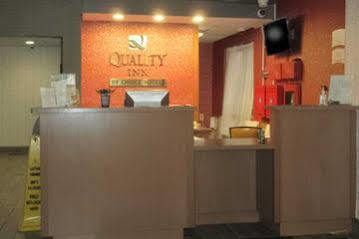 Quality Alexis Rd Inn 3*