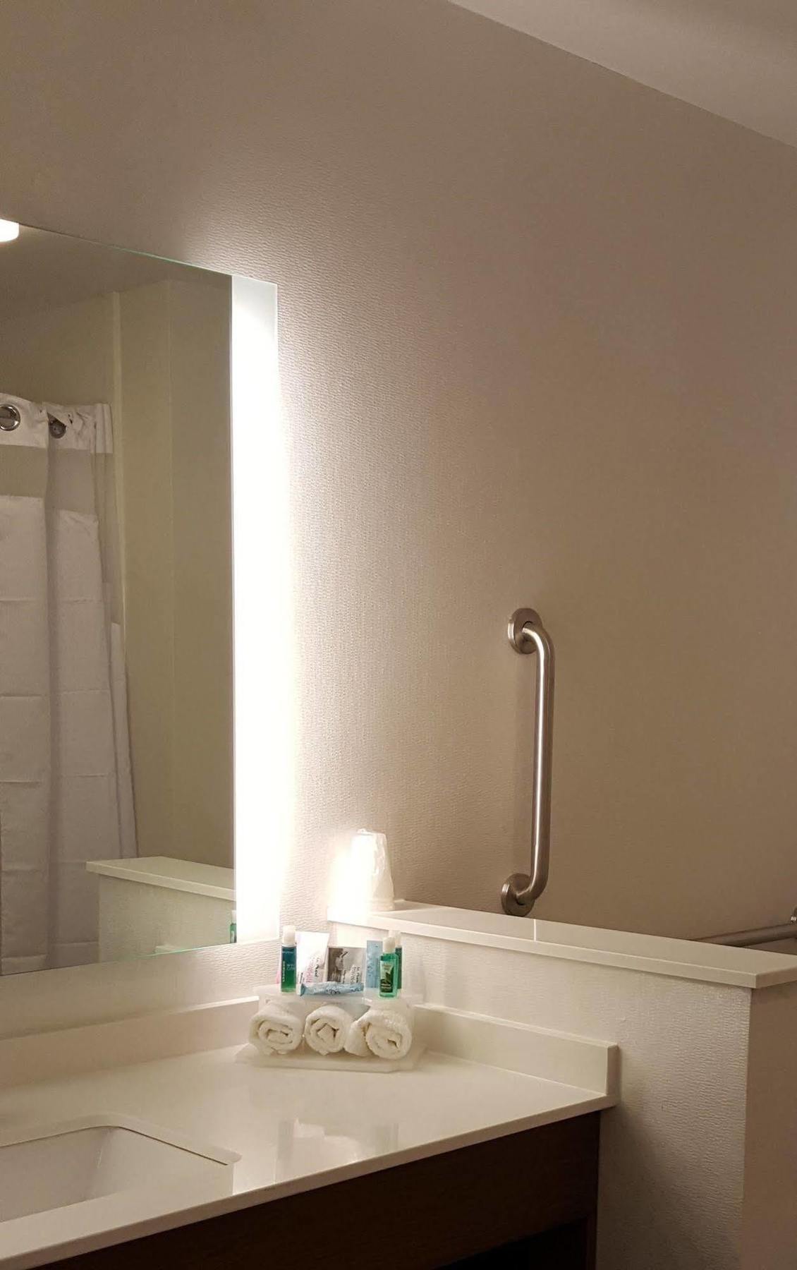 Hotel Express & West By Ihg