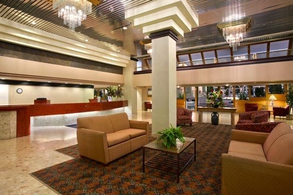 Hotel Courtyard By Marriott West Toledo