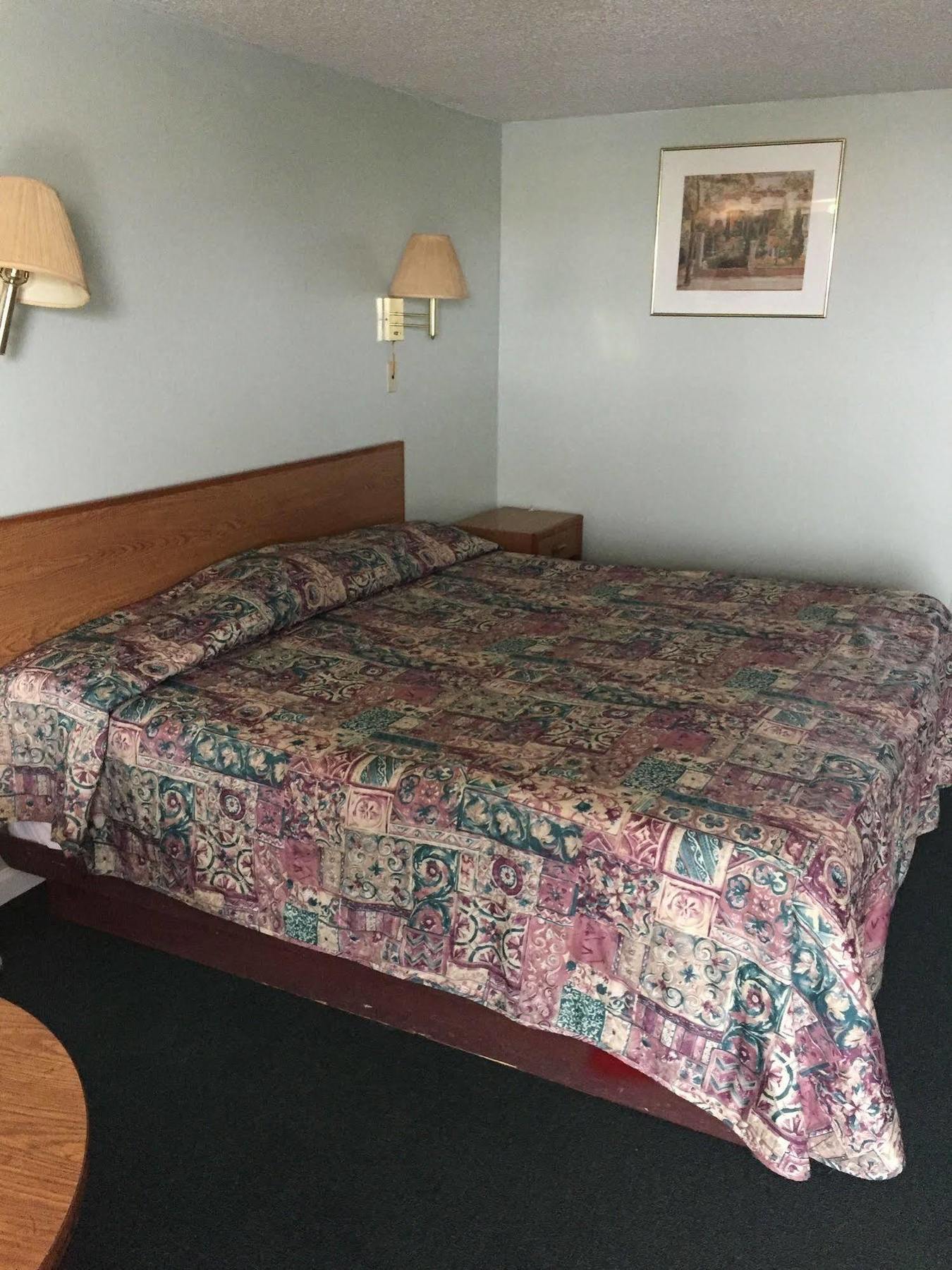 Motel Crown