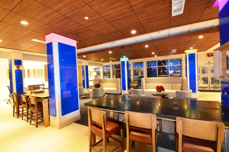 Hotel Express & West By Ihg Toledo