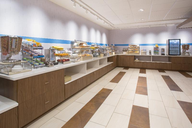 Express & West By Ihg Toledo